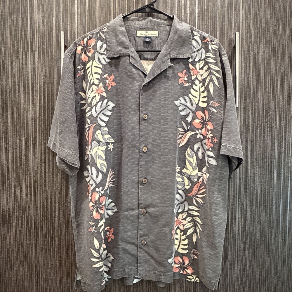 TOMMY BAHAMA Mens Shirt Hawaiian Tropical Floral Vacation Aloha XL